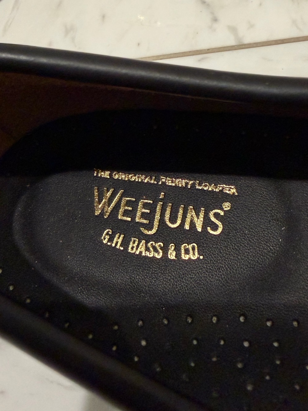 G.H. Bass Larson Penny Loafers Size 10 - Picture 7 of 10